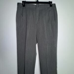 Haggar Mens Dress Pleated Straight Leg Pants 36x30 Gray Business Causal Workwear